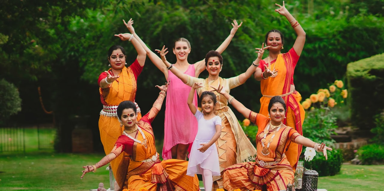 Classical and Traditional Dance Classes Online For Beginners Kids and Adults
